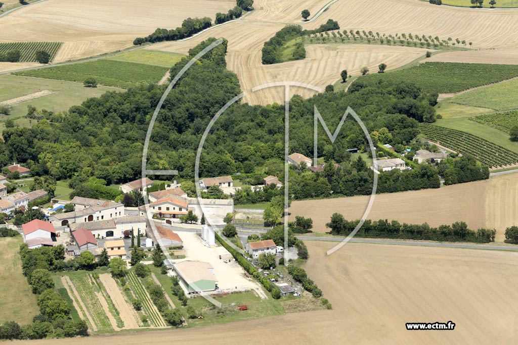 Photo arienne de Saint-Genis-d'Hiersac (Grosbot)