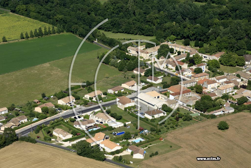 Photo arienne de Vars (le Portal)