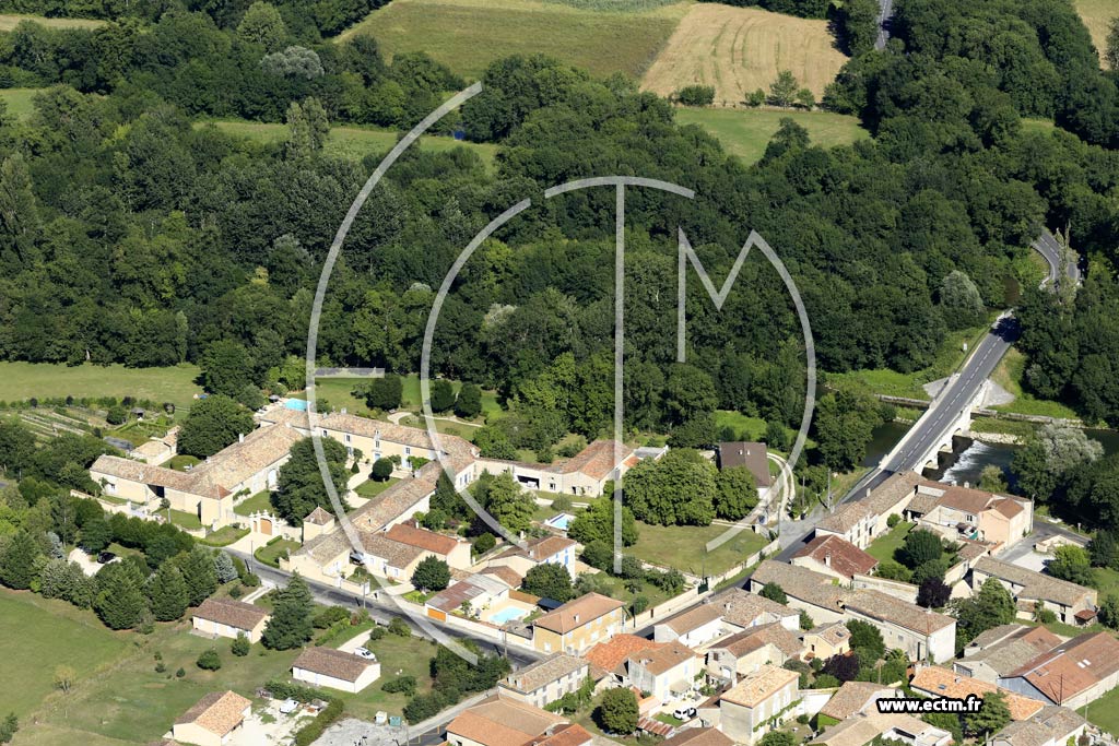 Photo arienne de Vars (le Portal)