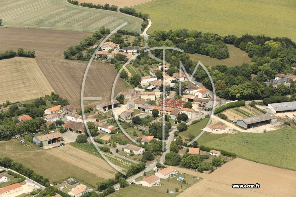 Photo arienne de Antezant-la-Chapelle (la Folatire)