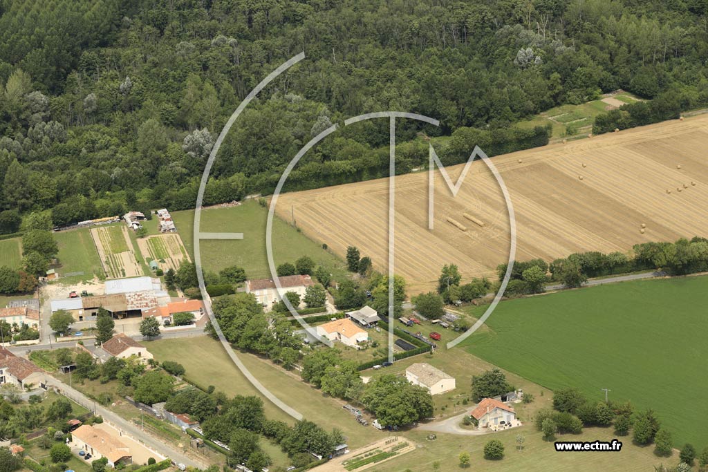 Photo arienne de Les glises-d'Argenteuil (Margonelle)