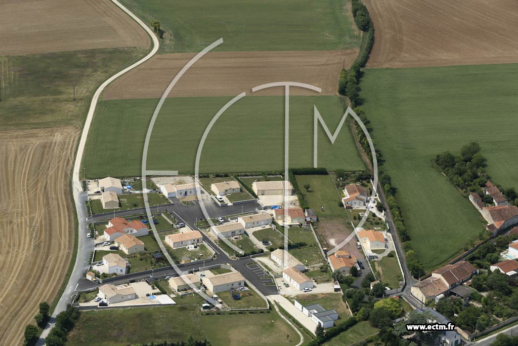 Photo arienne de Mazeray (Domaine de Saintonge)