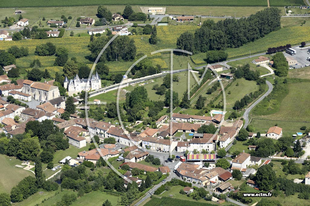 Photo arienne de Champagne-et-Fontaine (Champagne)