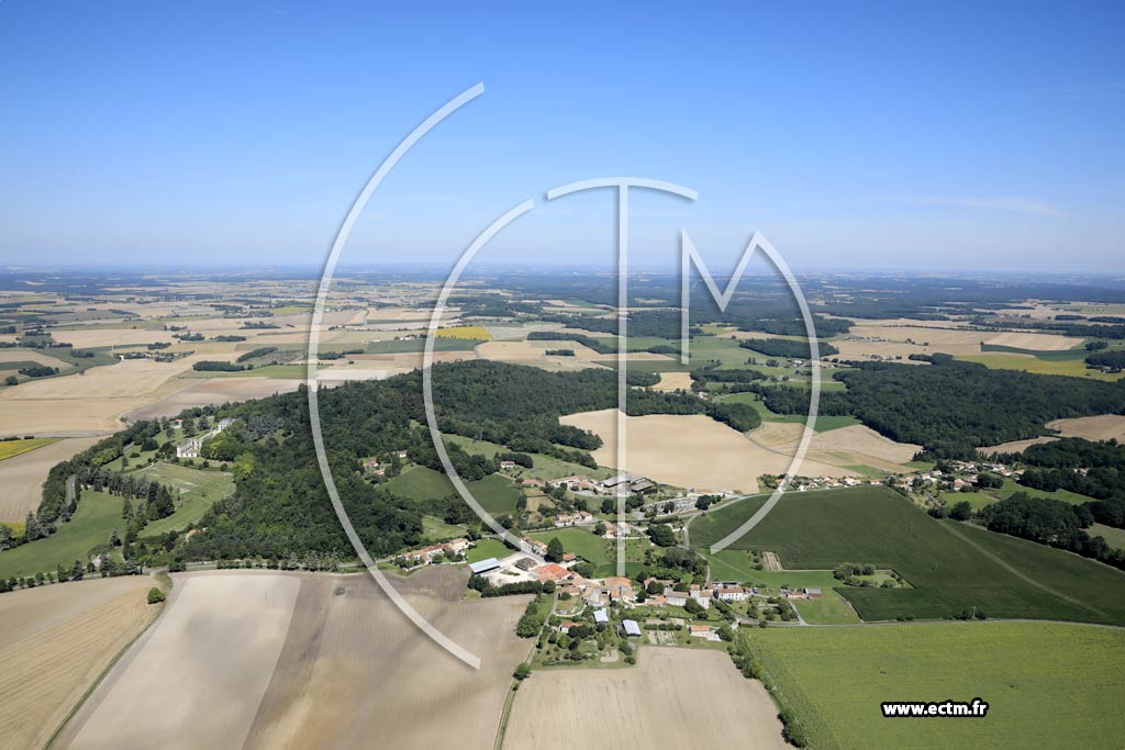 Photo arienne de Magnac-Lavalette-Villars