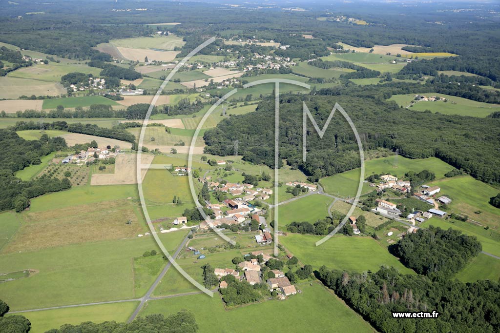 Photo arienne de Rougnac (Cldou - Lacaud - la Quintinie)