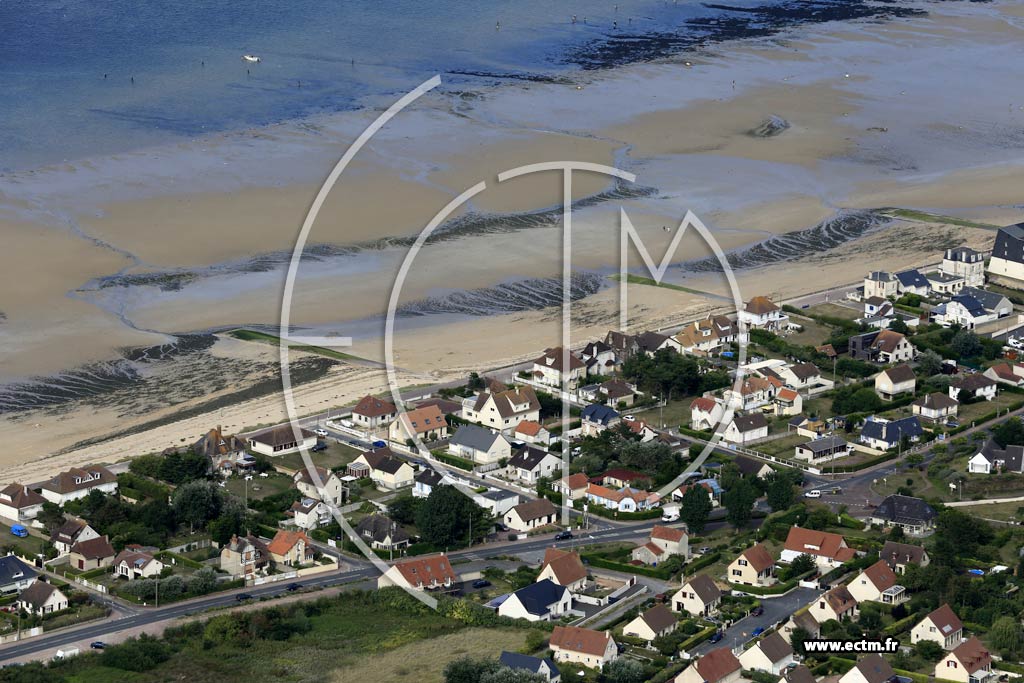Photo arienne de Bernires-sur-Mer