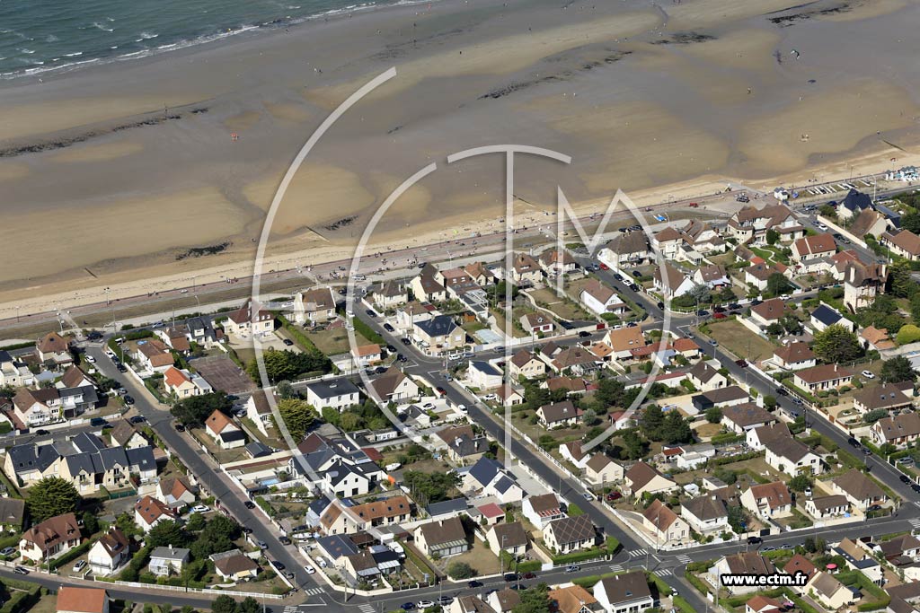 Photo arienne de Ouistreham (l'Esplanade)