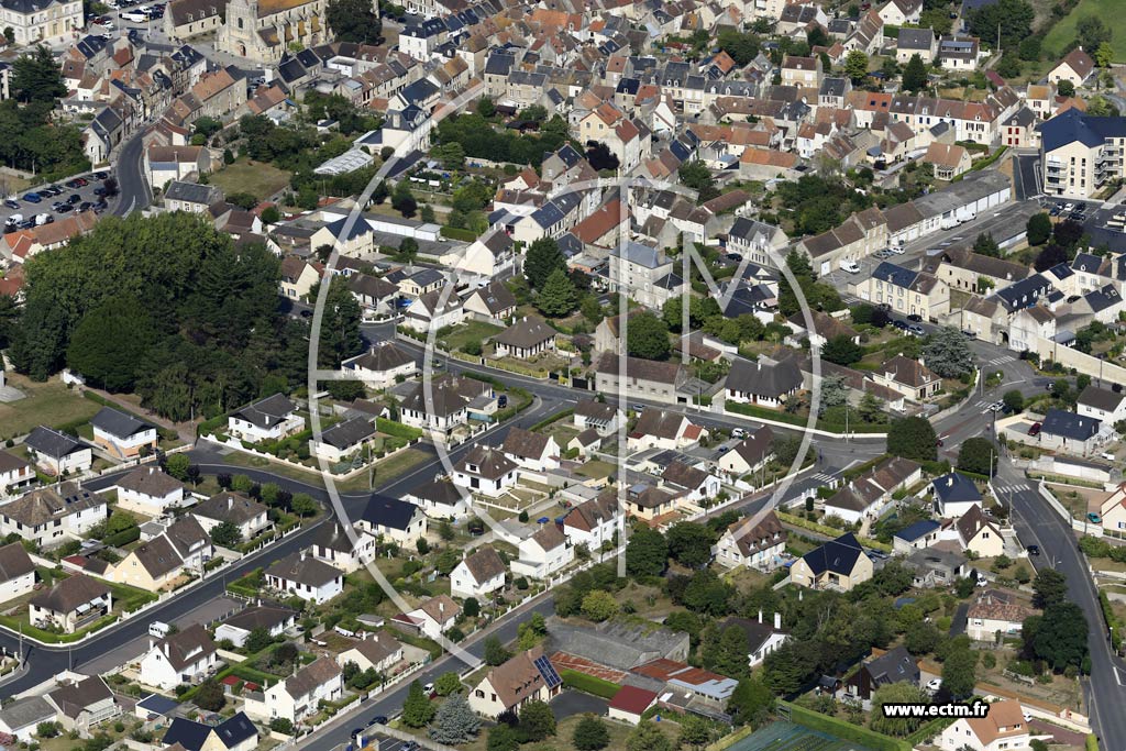 Photo arienne de Ouistreham (Reine-Mathilde - Bourg)