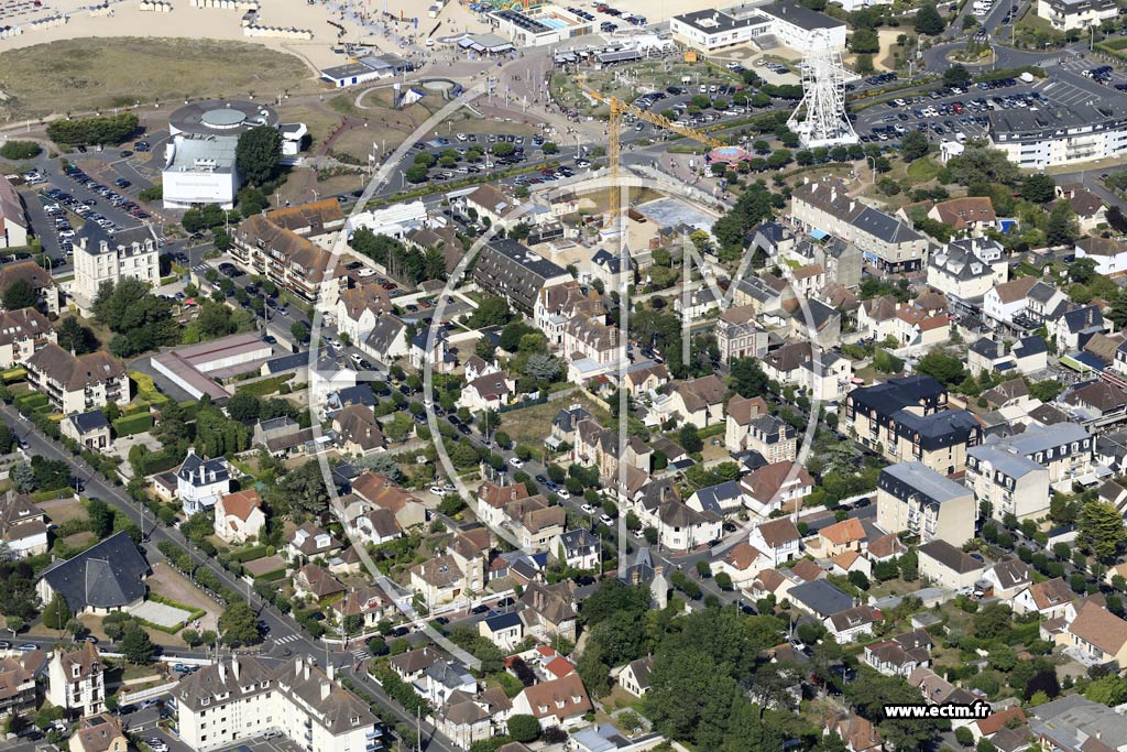 Photo arienne de Ouistreham (Riva Bella)