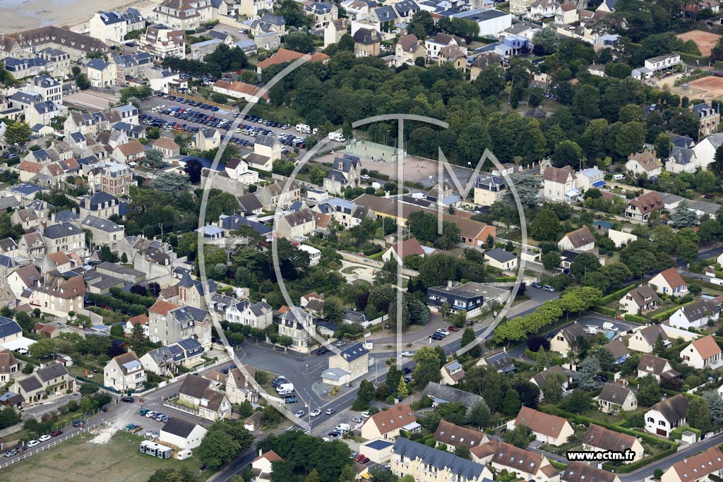 Photo arienne de Saint-Aubin-sur-Mer (Ouest)