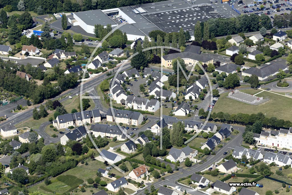 Photo arienne de Amboise (la Verrerie)
