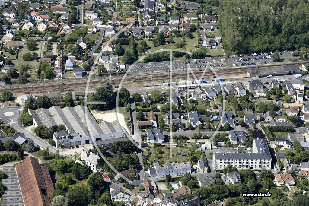Photo arienne de Amboise (le Bout des Ponts)