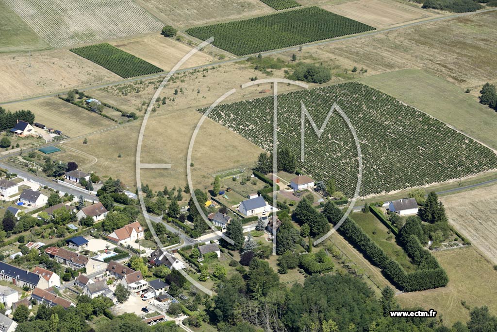 Photo arienne de La Croix-en-Touraine (la Roche Donnet)
