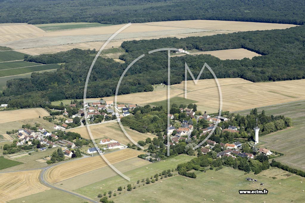 Photo arienne de La Croix-en-Touraine (le Chne - la Jarnire)