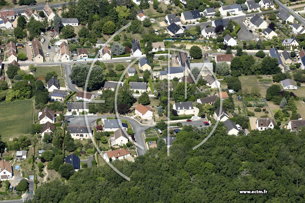 Photo arienne de La Croix-en-Touraine (Nord)