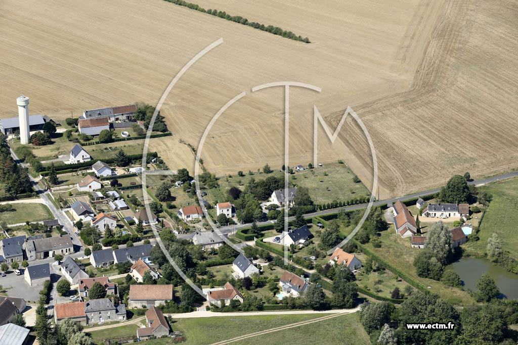 Photo arienne de Montreuil-en-Touraine