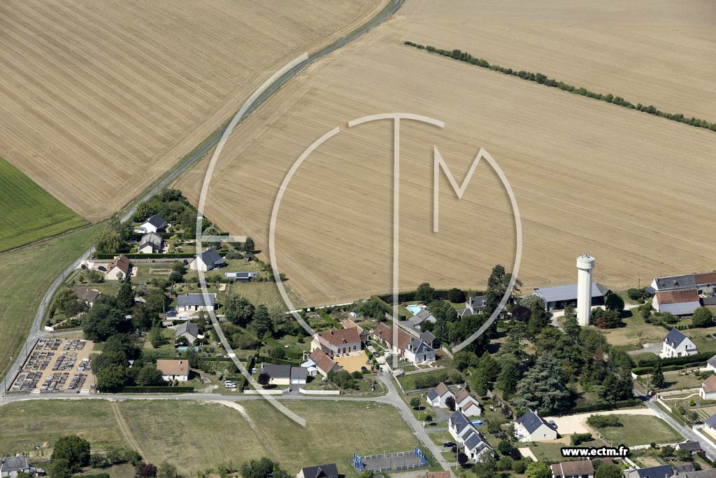 Photo arienne de Montreuil-en-Touraine