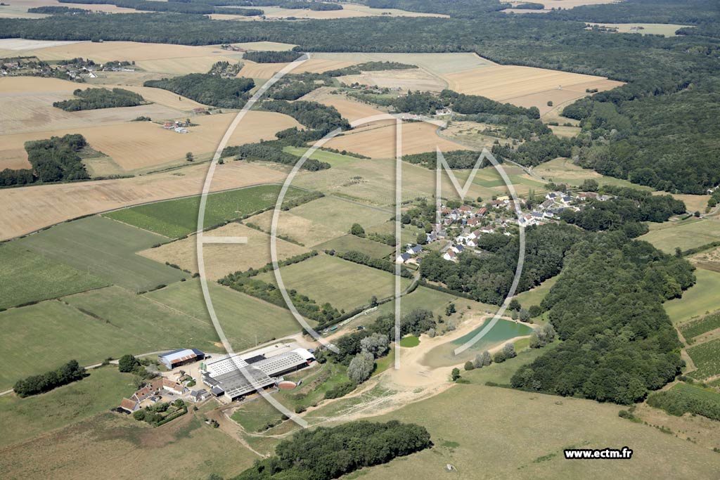 Photo arienne de Montreuil-en-Touraine (la Fontennelle)