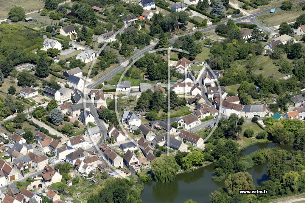 Photo arienne de Saint-Martin-le-Beau (Centre)