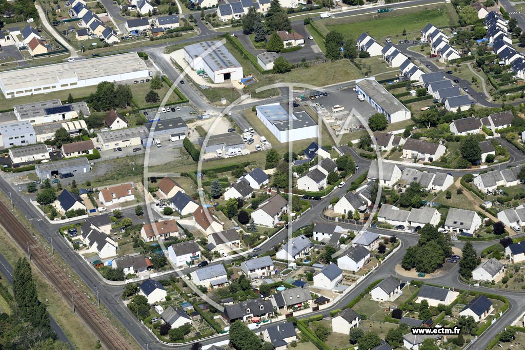 Photo arienne de Saint-Martin-le-Beau (Ouest)