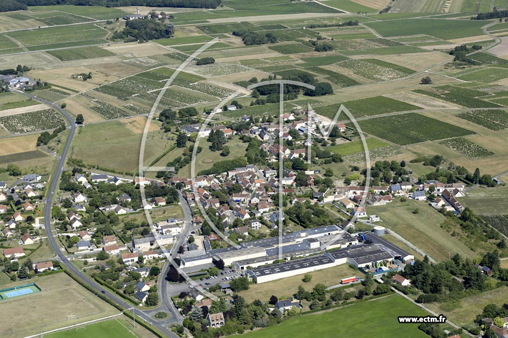 Photo arienne de Saint-Martin-le-Beau (Ouest)