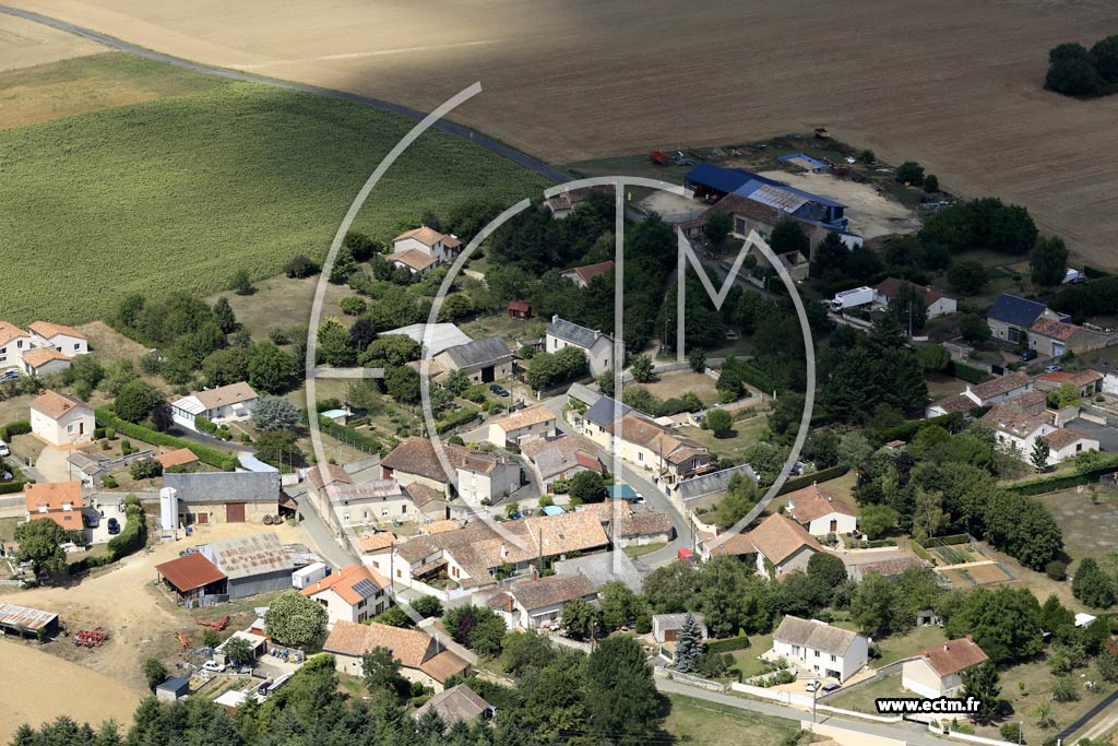 Photo arienne de Chauvigny (le Breuil)