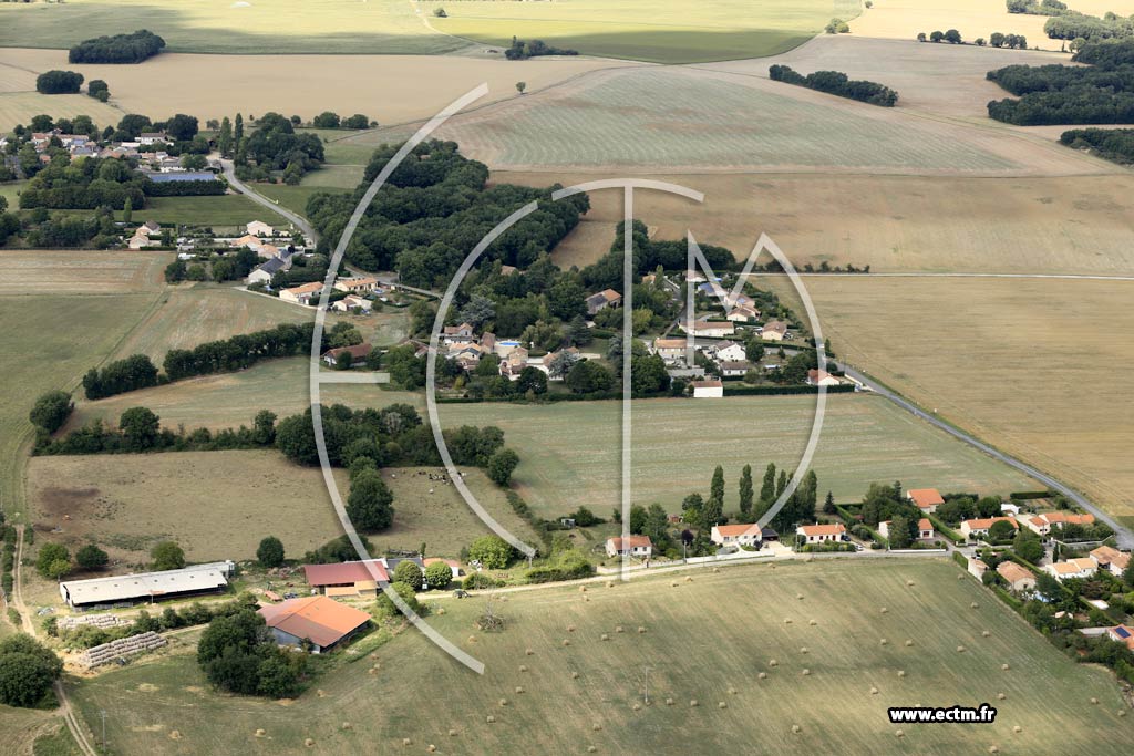 Photo arienne de Pouill (l'pine - le Courtioux)