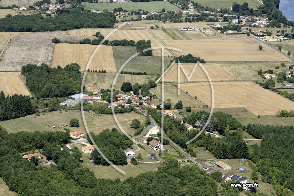 Photo arienne de Valdivienne (le Courtioux)