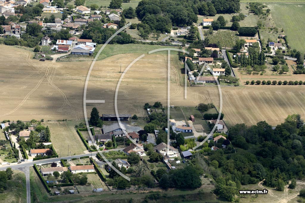 Photo arienne de Valdivienne (Saint-Martin la Rivire)