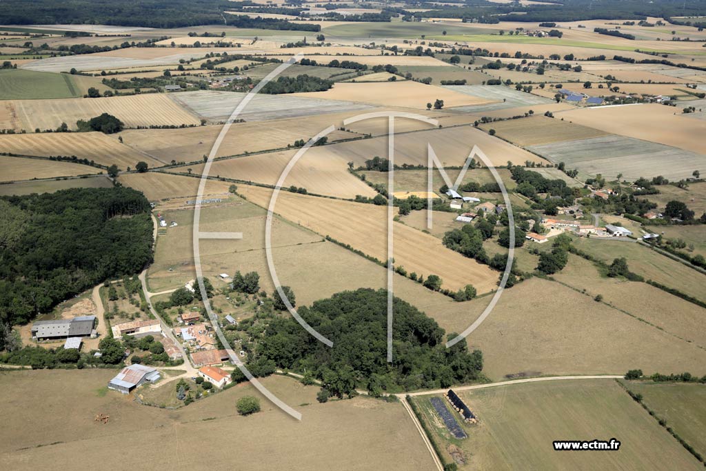 Photo arienne de Champagn-Saint-Hilaire (la Ferraudire - la Courdmire)