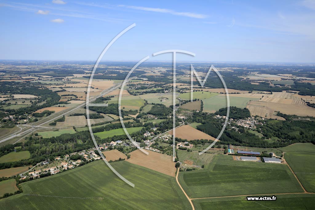 Photo arienne de Marigny-Chemereau