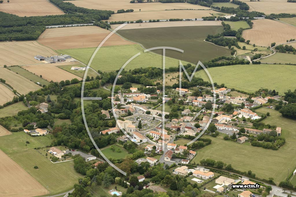 Photo arienne de Beauvoir-sur-Niort (le Cormenier)