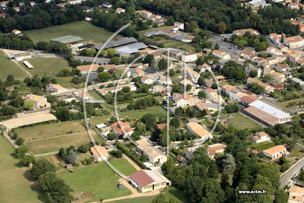 Photo arienne de Mougon-Thorign (Mougon)