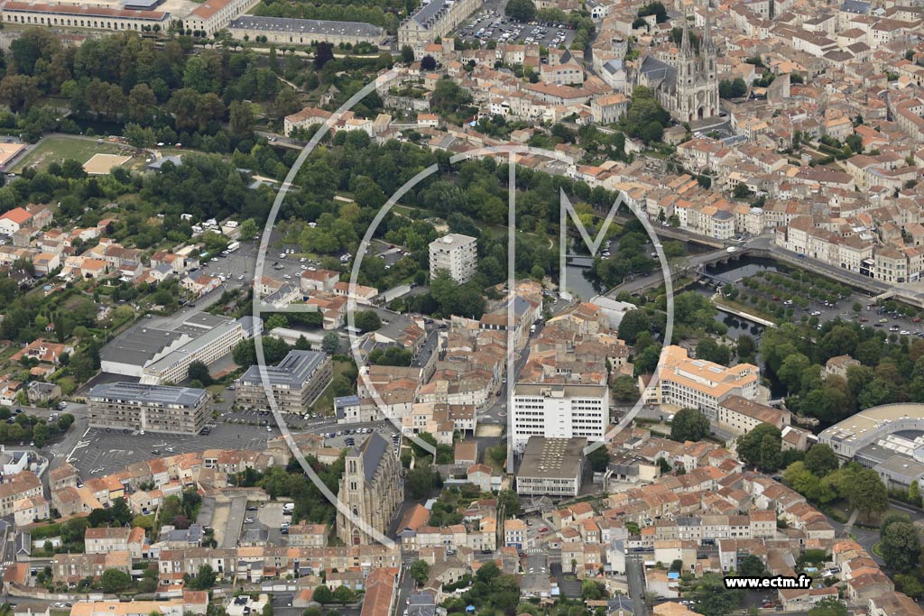 Photo arienne de Niort (Centre)
