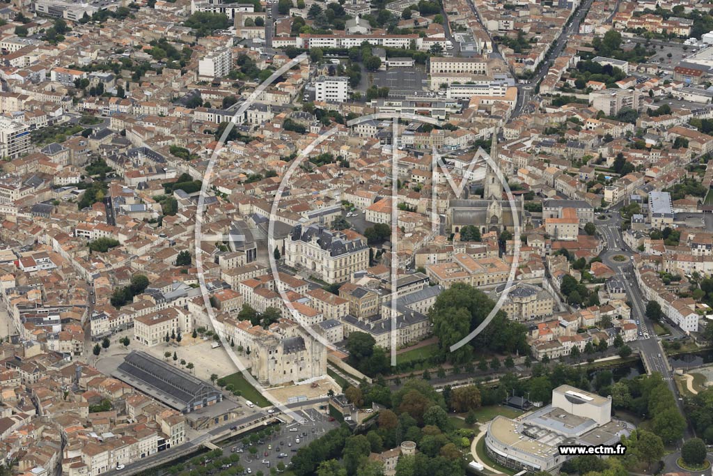 Photo arienne de Niort (Centre)