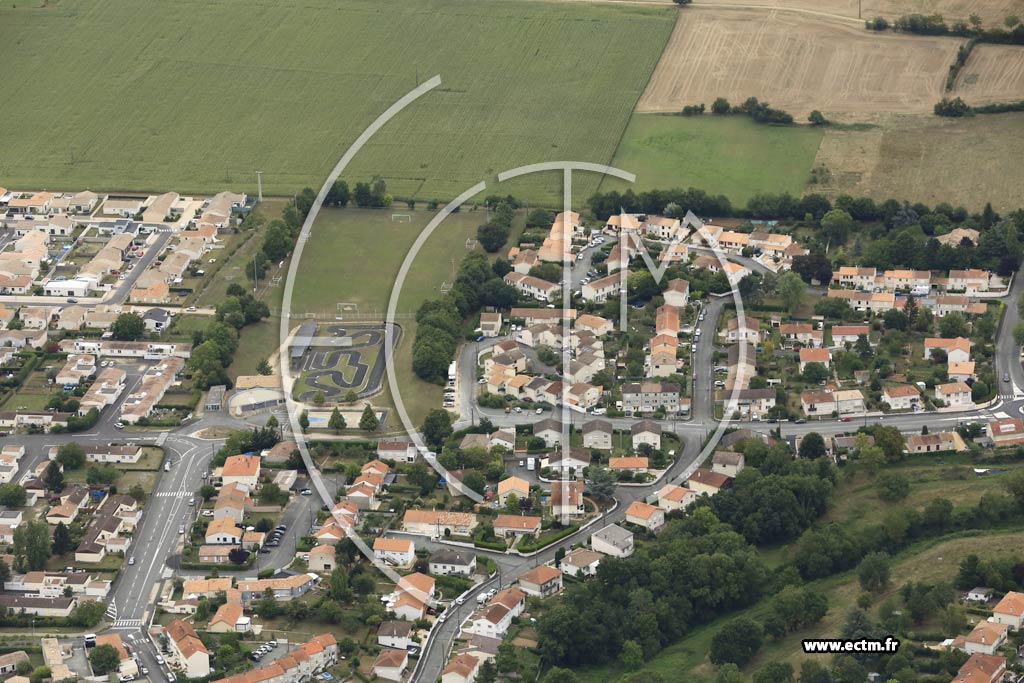 Photo arienne de Niort (Nord)