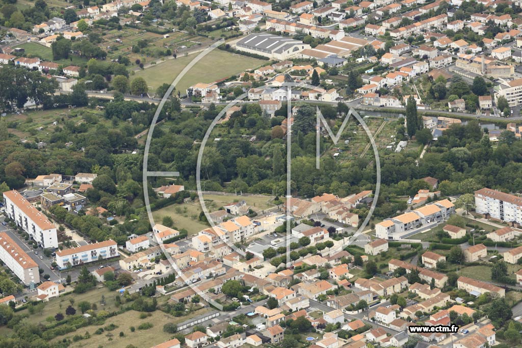 Photo arienne de Niort (Ouest - la Tour Chabot Gavacherie)