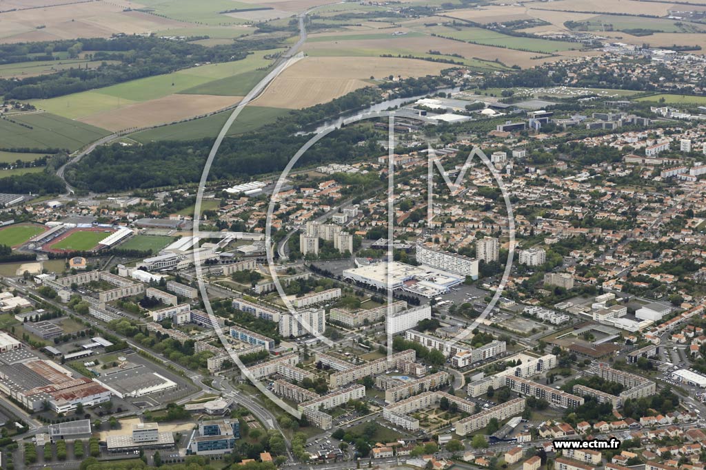 Photo arienne de Niort (Sud - le Clou Bouchet)