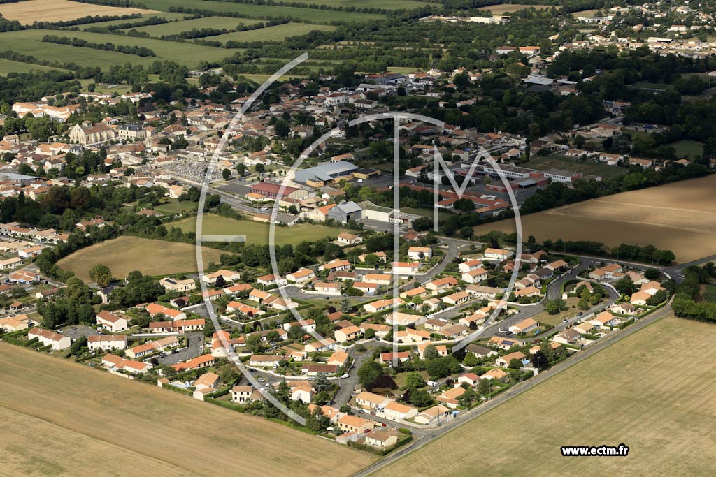 Photo arienne de Prahecq (Nord)