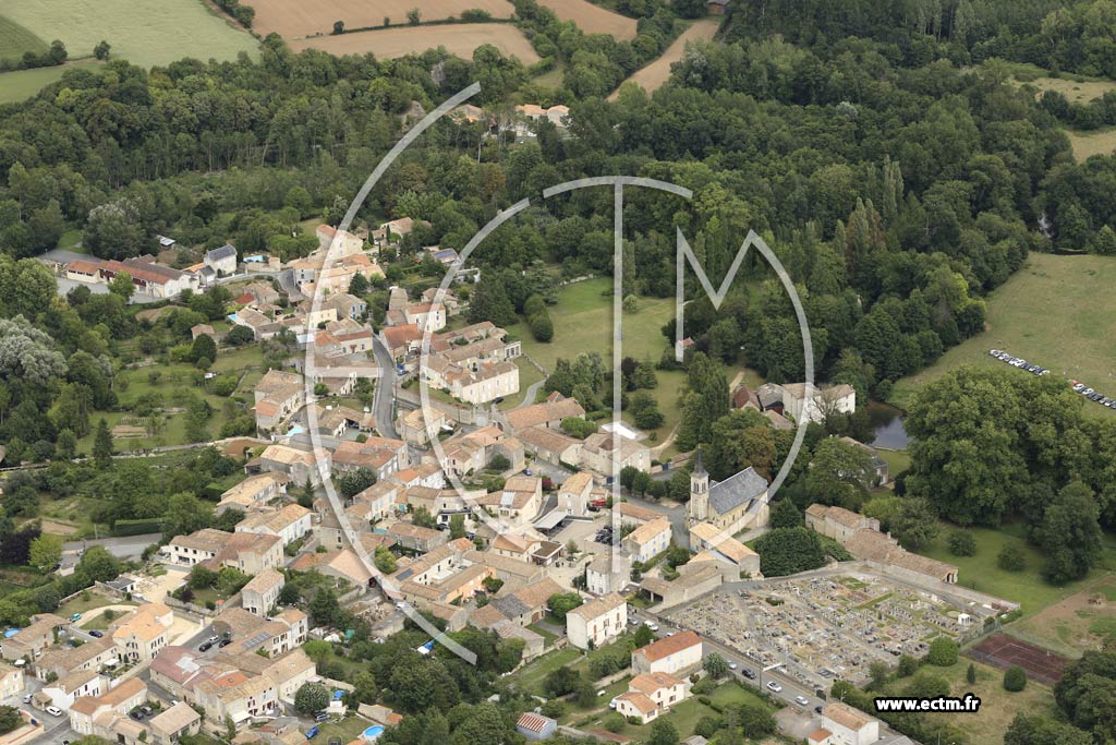 Photo arienne de Saint-Maxire