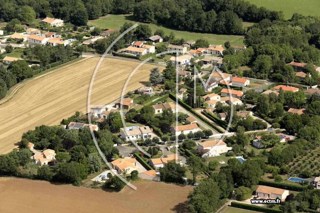 Photo arienne de Vouill (Arthenay)