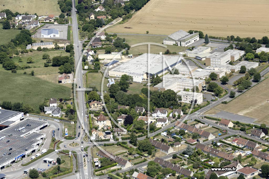 Photo arienne de Argentan (les Trois Croix)