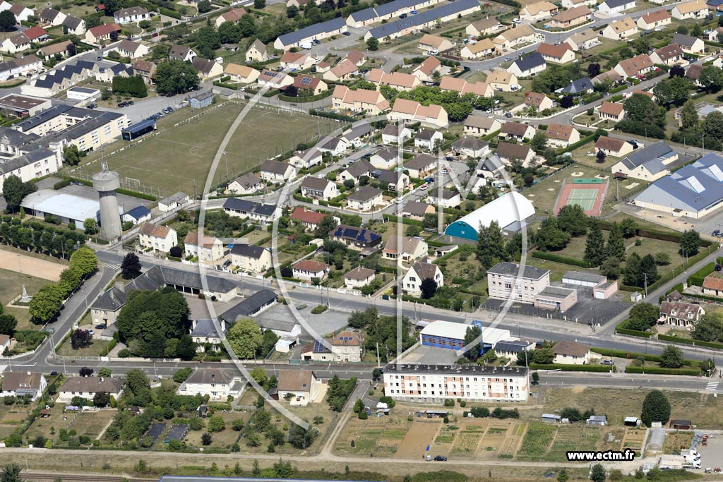 Photo arienne de couch-les-Valles (couch)