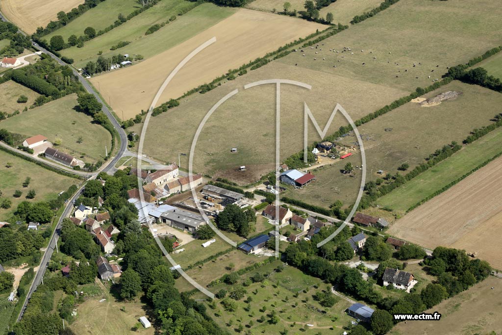 Photo arienne de Neauphe-sur-Dive