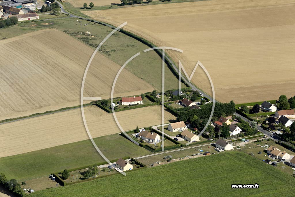 Photo arienne de Saint-Christophe-le-Jajolet (la Croix Jeanne)
