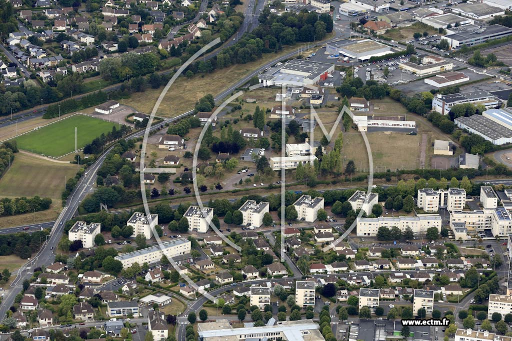 Photo arienne de Caen (le Calvaire Saint-Pierre)