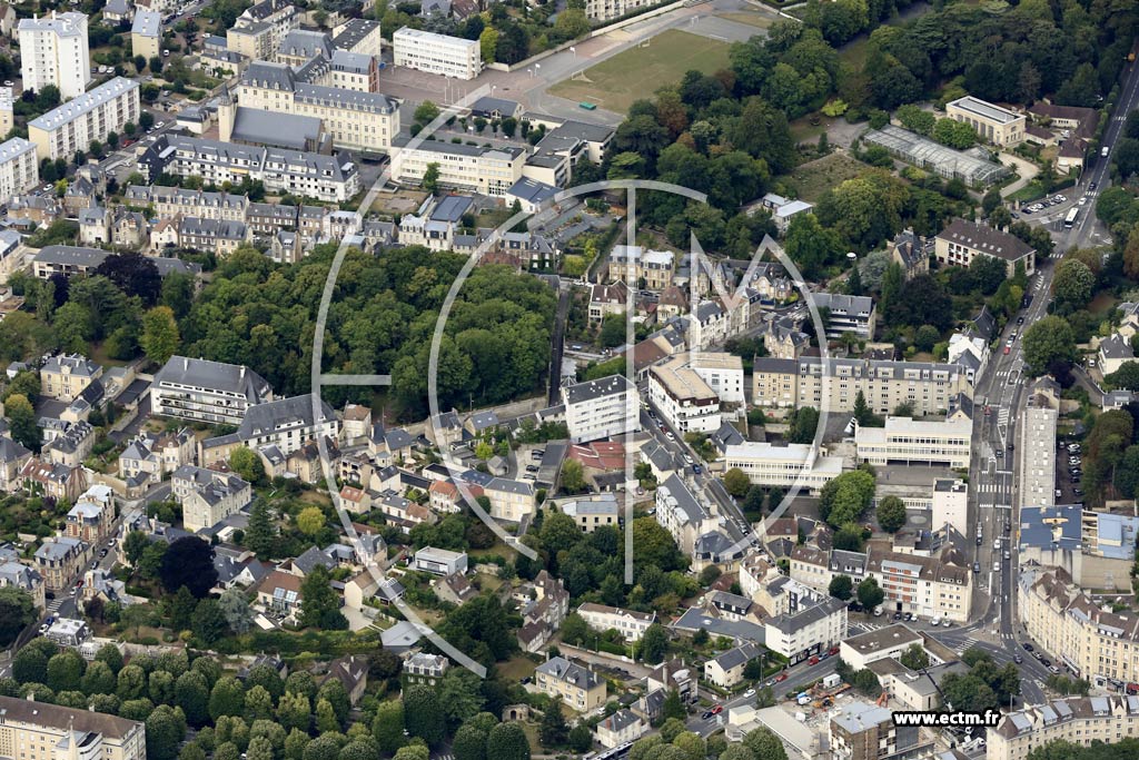 Photo arienne de Caen (Saint-Julien)