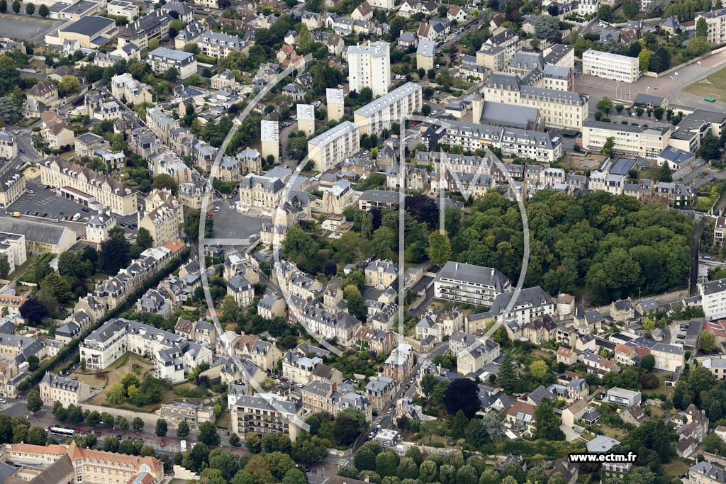 Photo arienne de Caen (Saint-Julien)