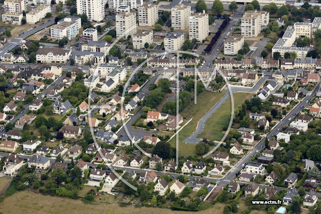 Photo arienne de Caen (Venoix)