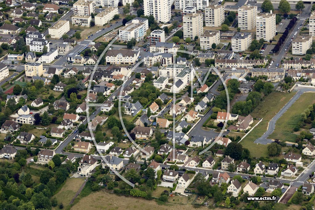 Photo arienne de Caen (Venoix)